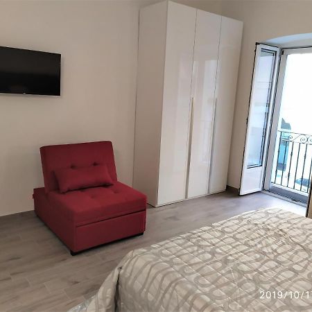 Casa Vacanze Dany Taranto Eksteriør billede